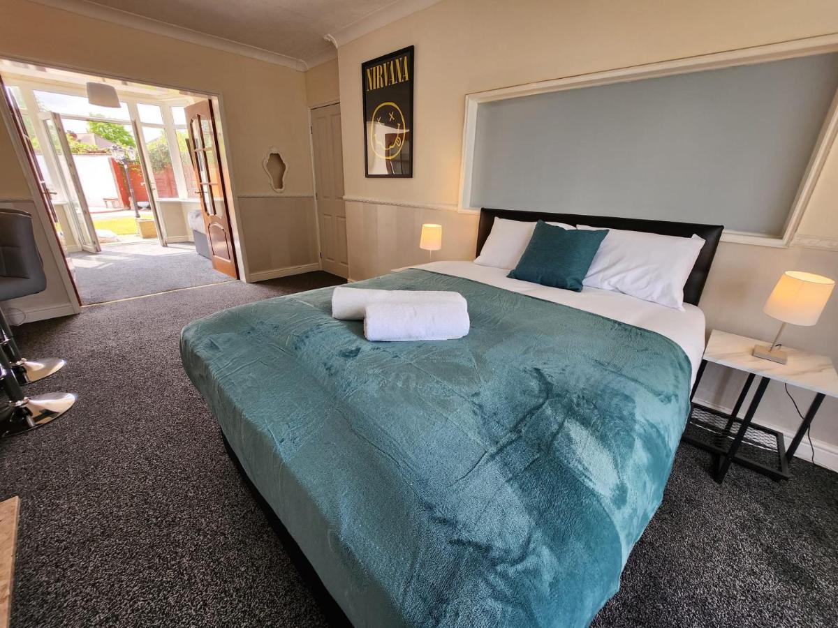 Sheldon Shared House Hotel Solihull Exterior foto