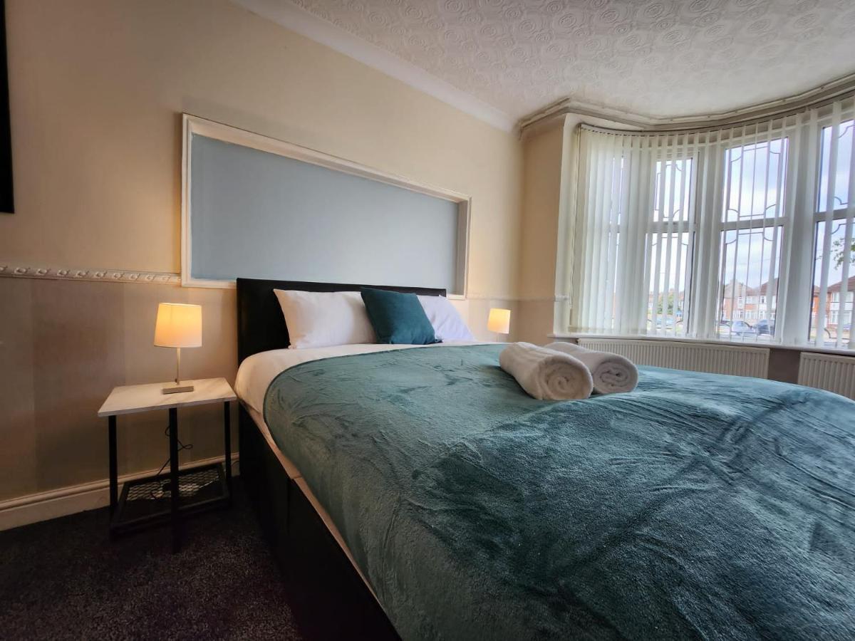 Sheldon Shared House Hotel Solihull Exterior foto